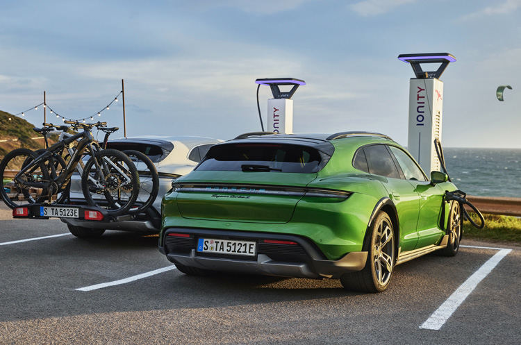 Porsche-nabijeni-750