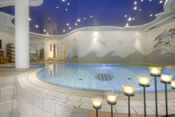 Rak Hallenbad-Hotel