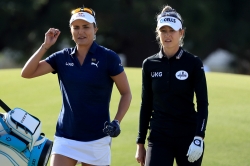 Nelly a Lexi zkusí štěstí na PGA Tour. Ve dvojici chtějí potrápit mužské kolegy