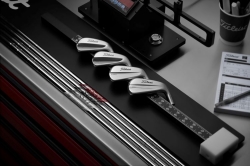 Titleist představuje novou řadu želez T-Series