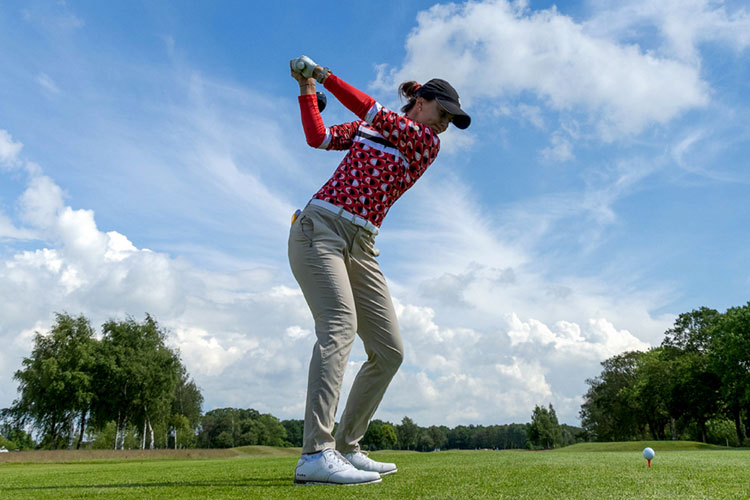 spilkova-let-jones-750