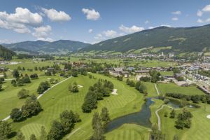 Golf mezi alpskými štíty